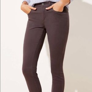 Ann Taylor Loft 5-pocket legging